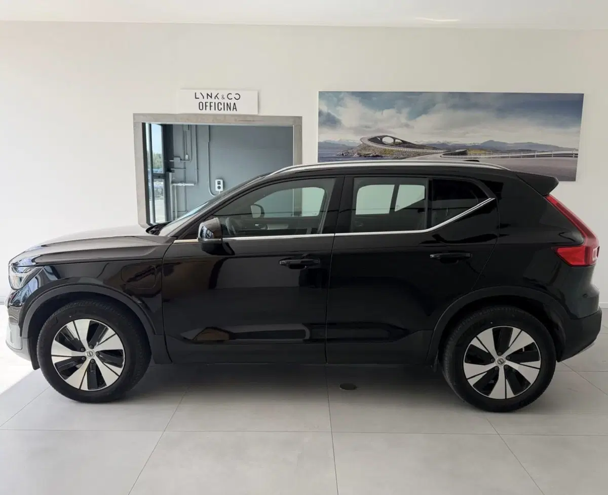 Volvo XC40 usata a Parma (7)