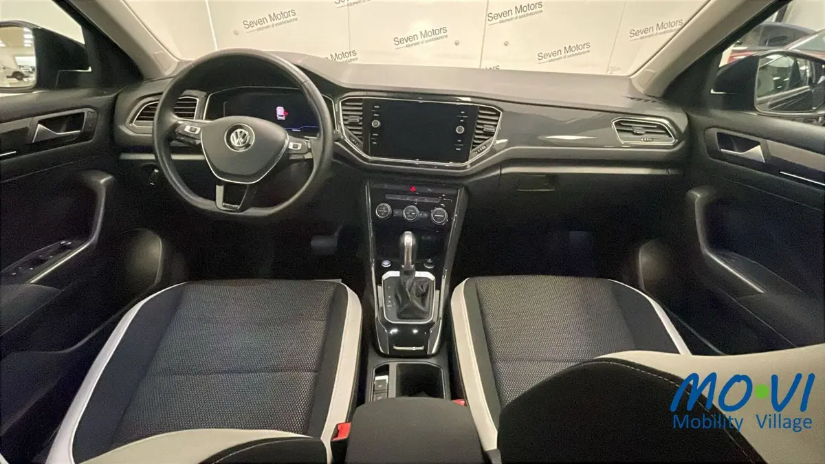 Volkswagen T-Roc usata a Torino (11)