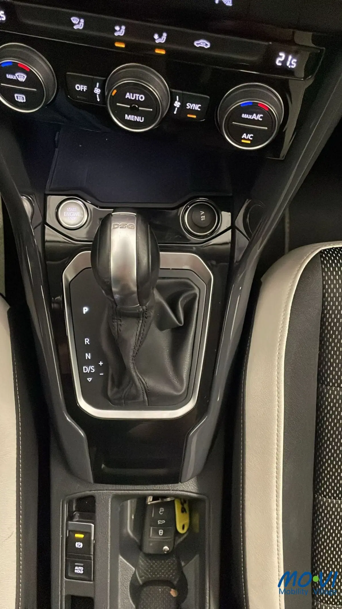 Volkswagen T-Roc usata a Torino (4)