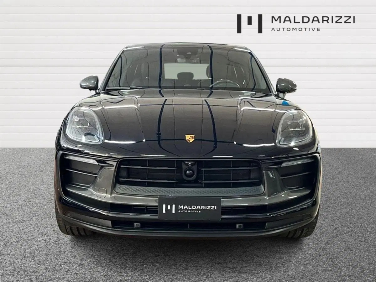 Porsche Macan usata a Lecce (2)