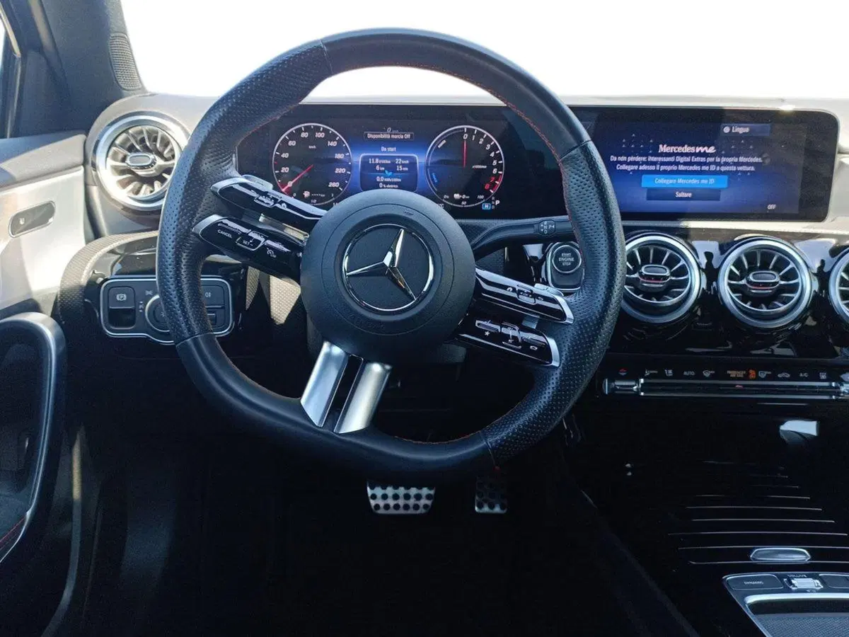 Mercedes-Benz Classe A usata a Lecce (11)