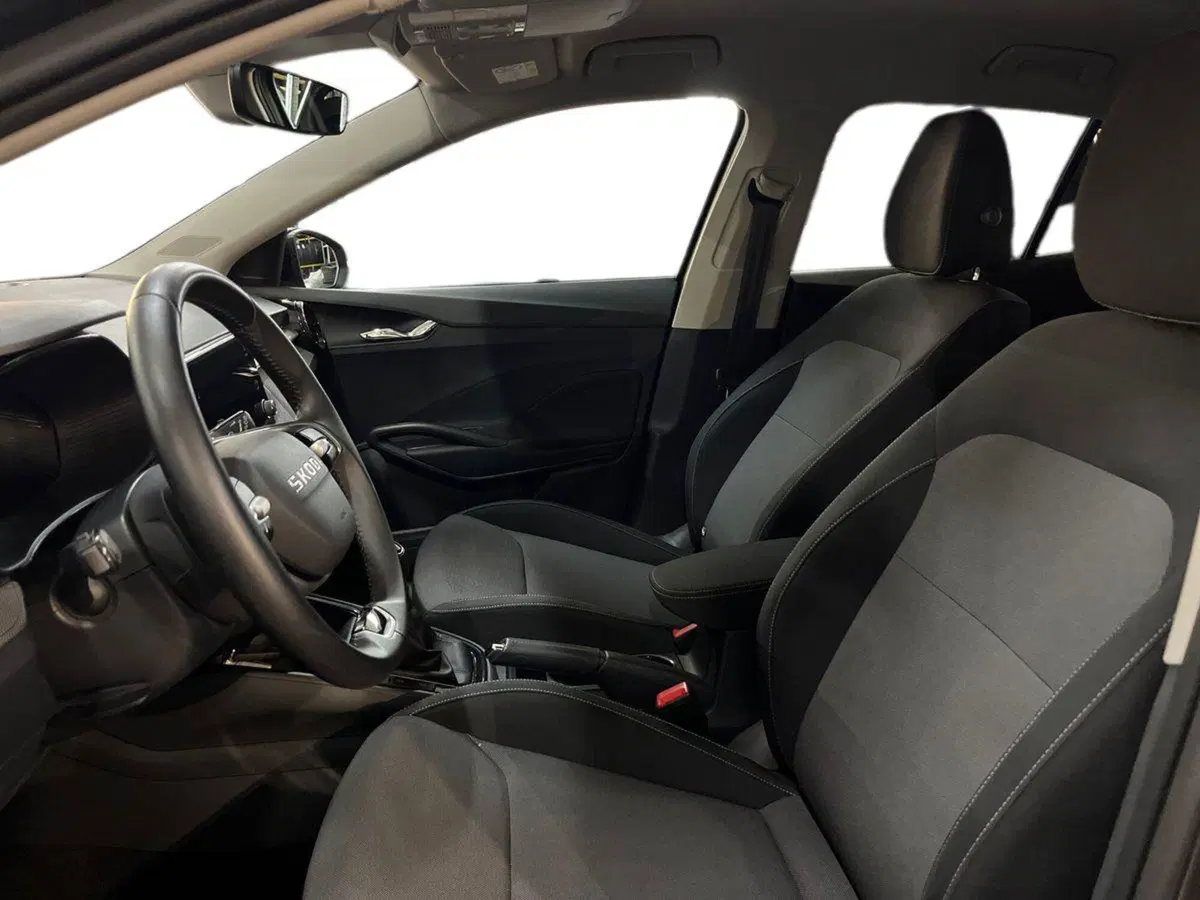 Skoda Fabia usata a Bari (7)