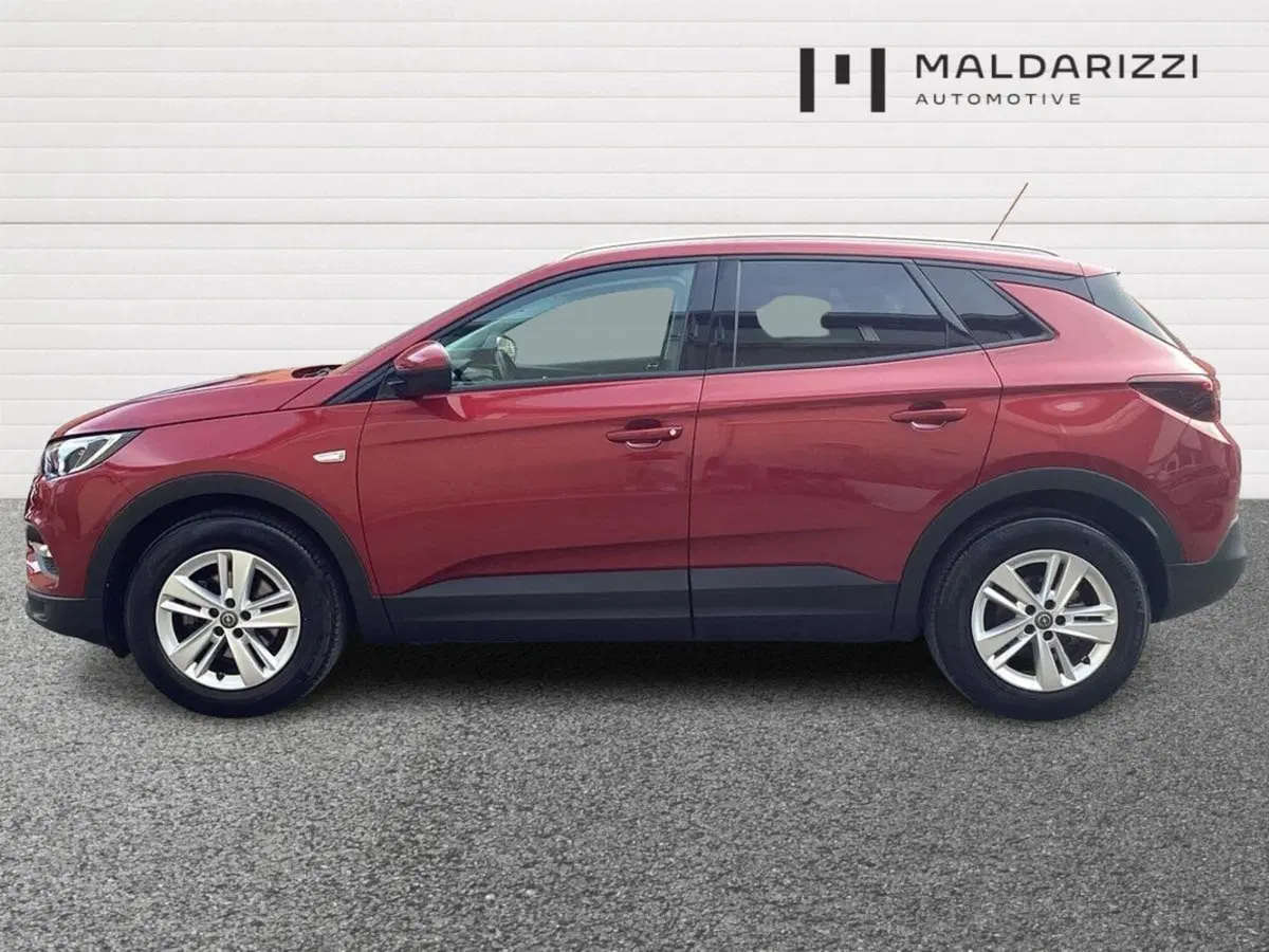 Opel Grandland X usata a Foggia (5)