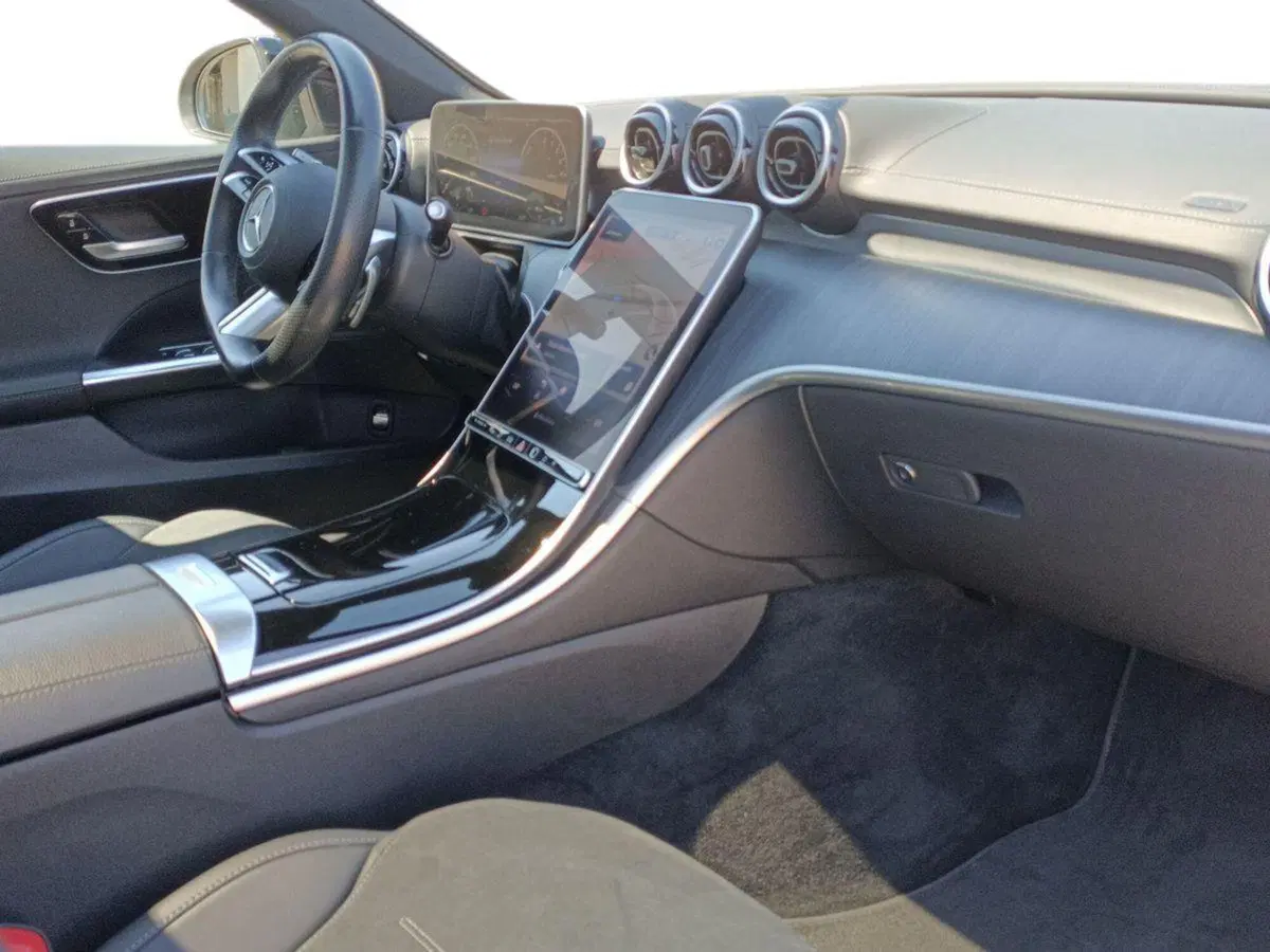 Mercedes-Benz Classe C usata a Bari (15)