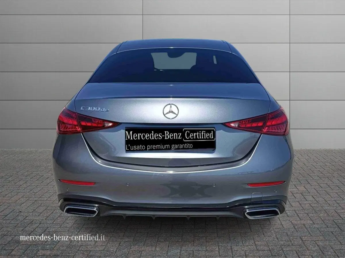 Mercedes-Benz Classe C usata a Bari (4)