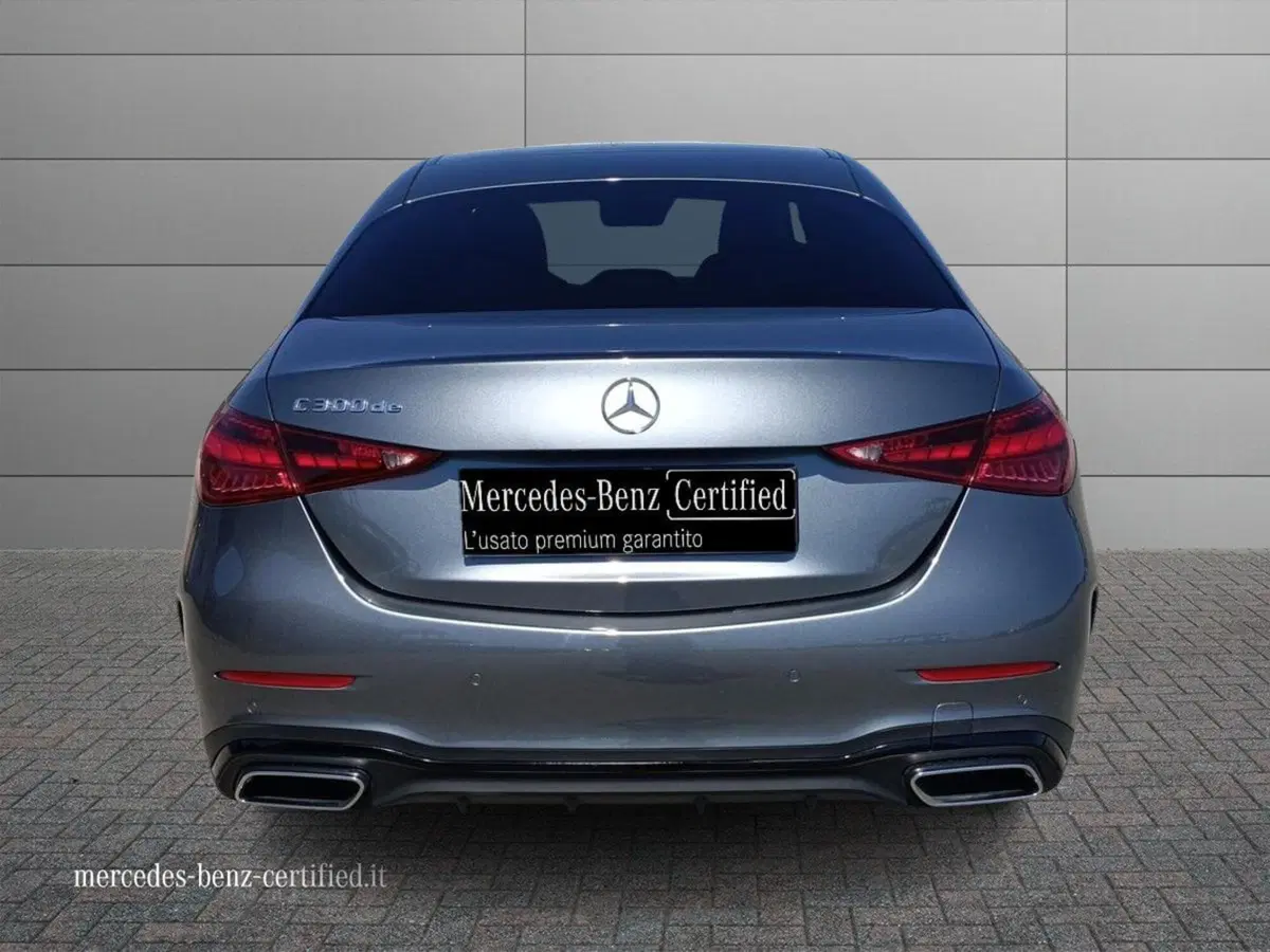 Mercedes-Benz Classe C usata a Bari (4)
