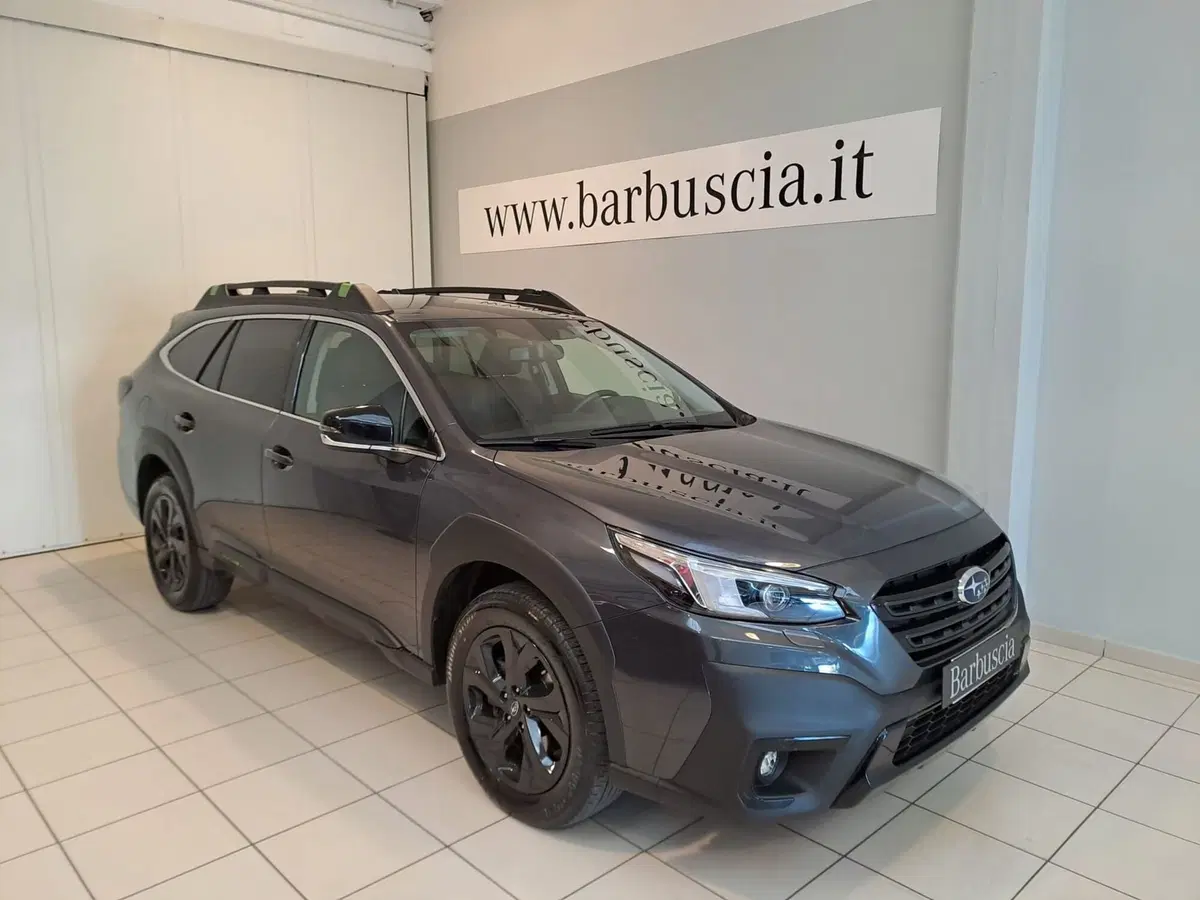 Subaru Outback usata a Pescara