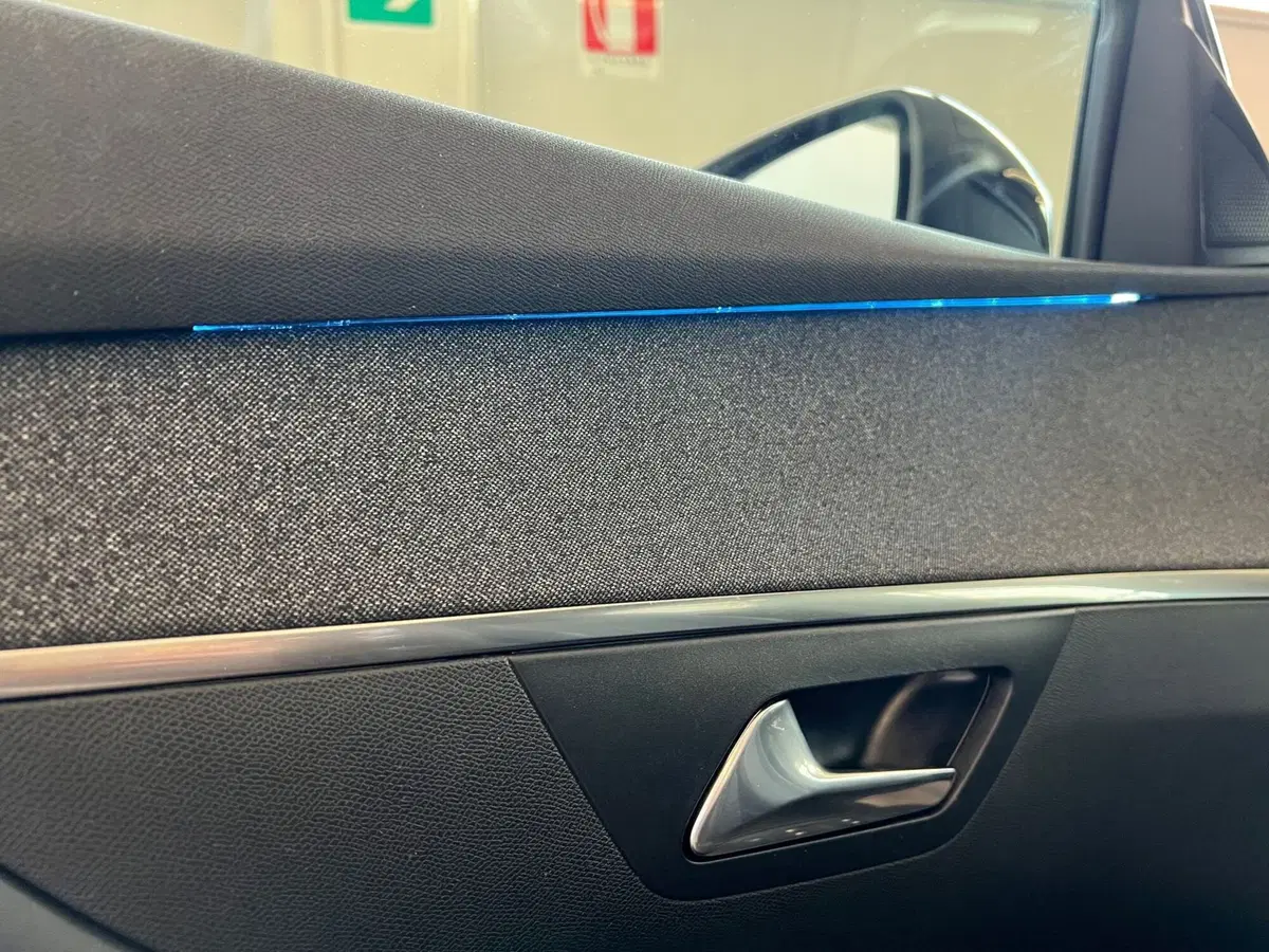 Peugeot 5008 usata a Bari (12)