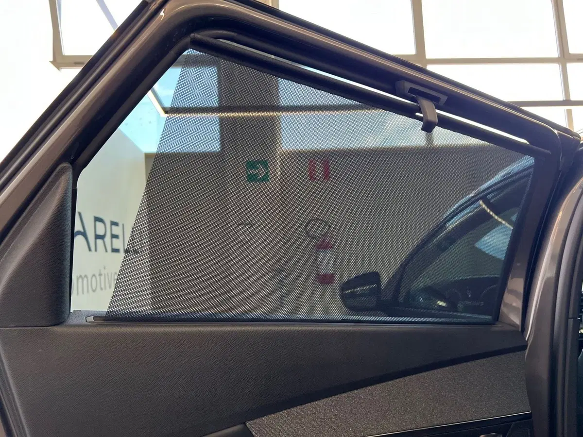Peugeot 5008 usata a Bari (17)