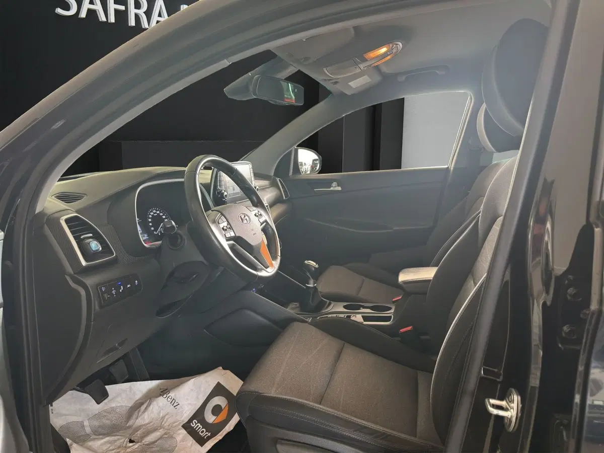Hyundai Tucson usata a Cosenza (9)