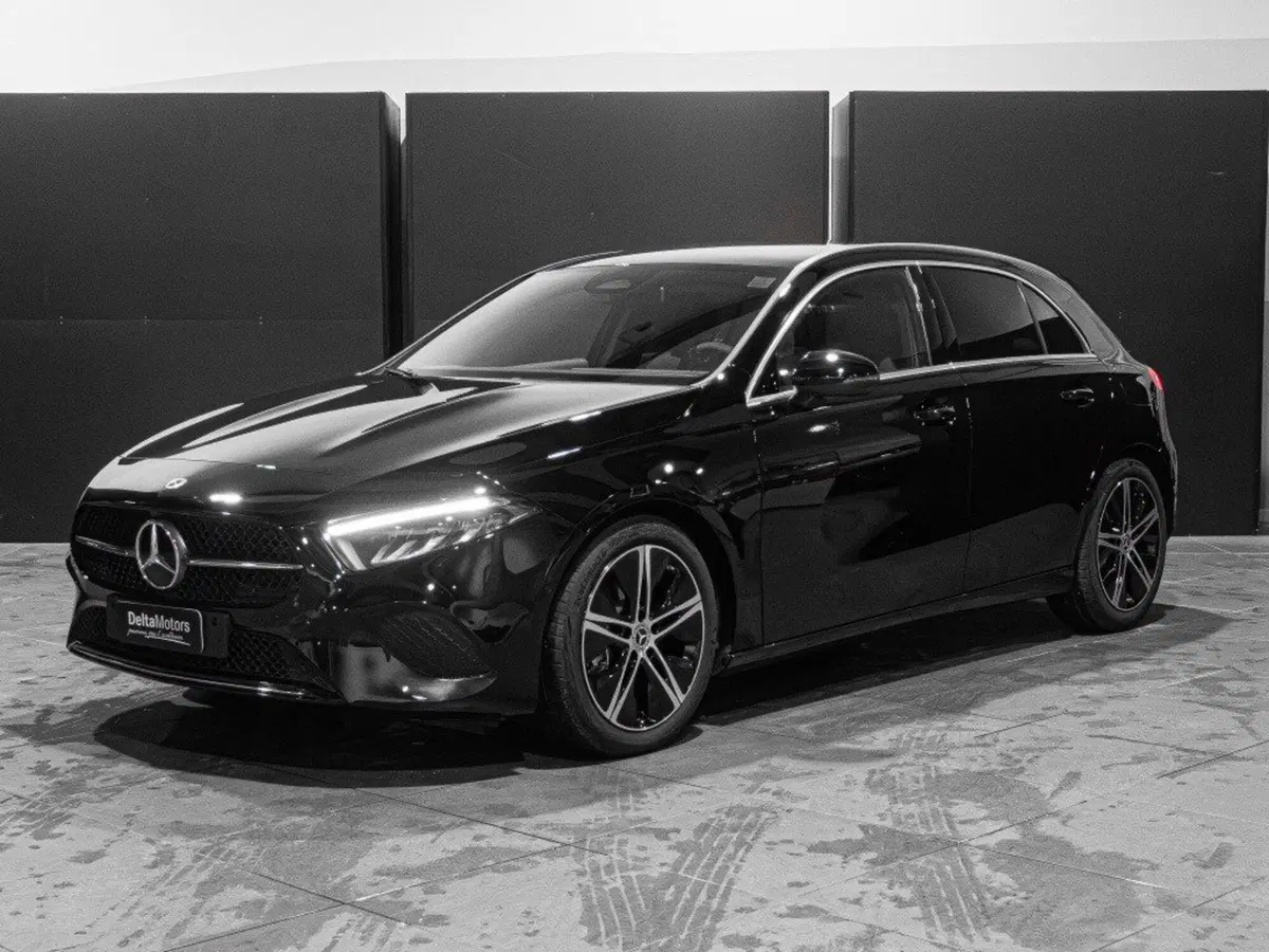 Mercedes-Benz Classe A Sedan nuova a Ancona