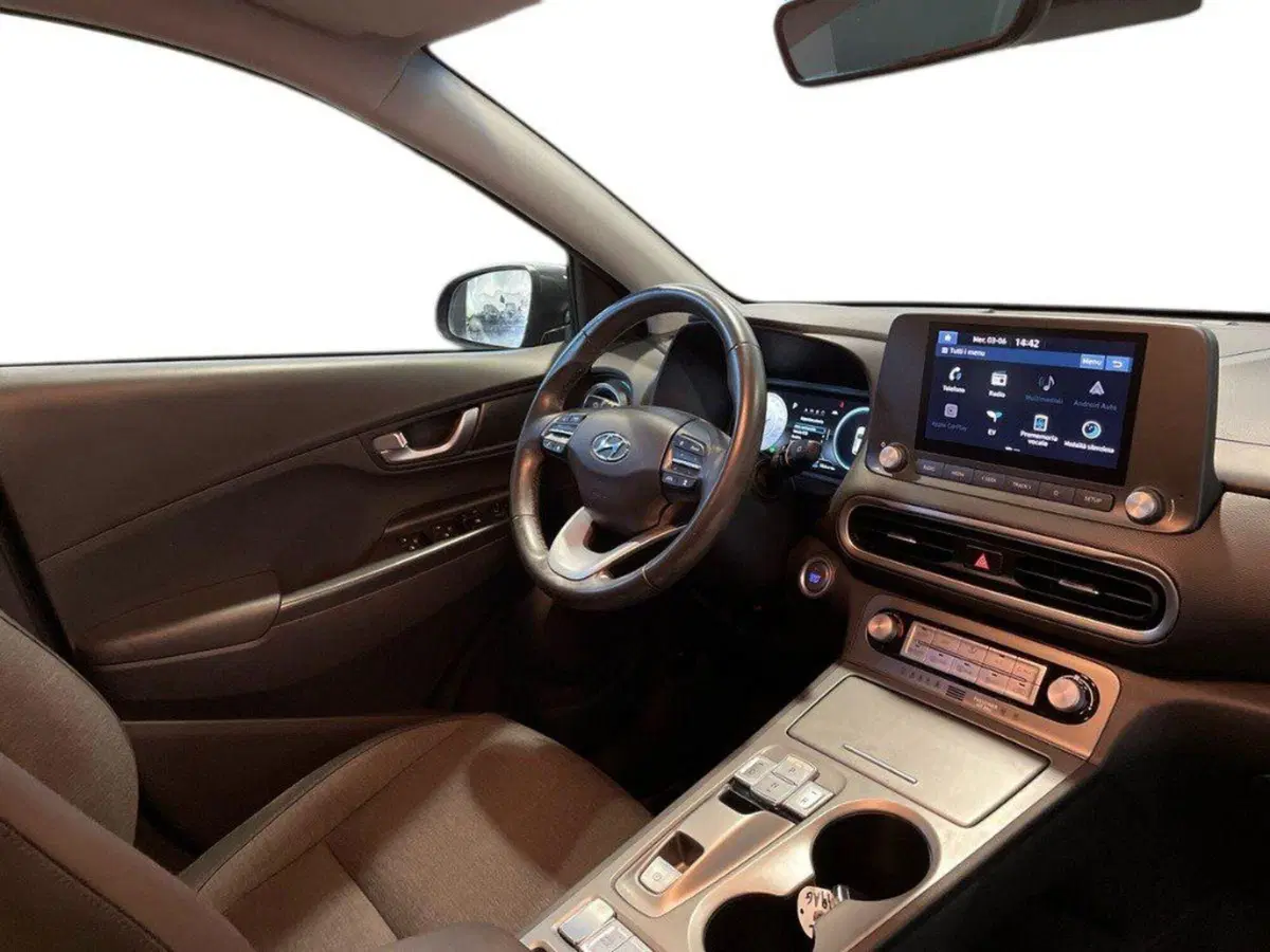 Hyundai Kona usata a Ancona (12)
