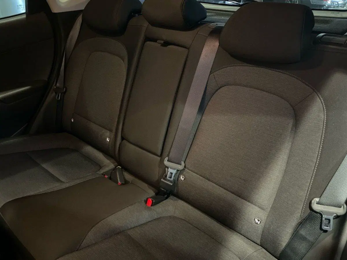 Hyundai Kona usata a Ancona (13)