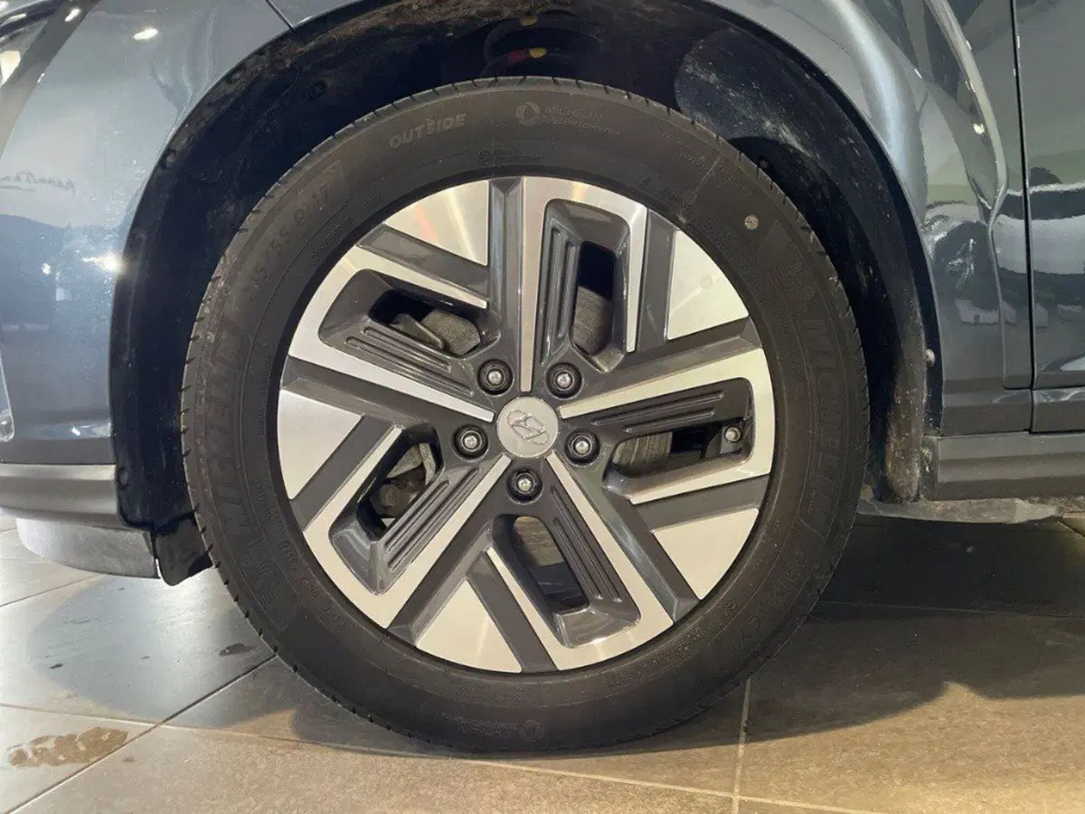 Hyundai Kona usata a Ancona (8)