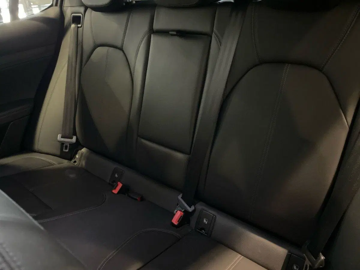 Alfa Romeo Stelvio usata a Ancona (13)