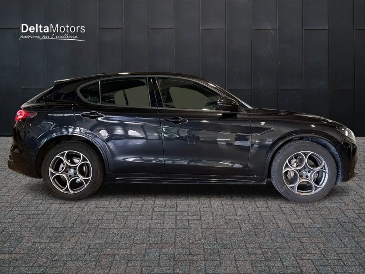 Alfa Romeo Stelvio usata a Ancona (5)