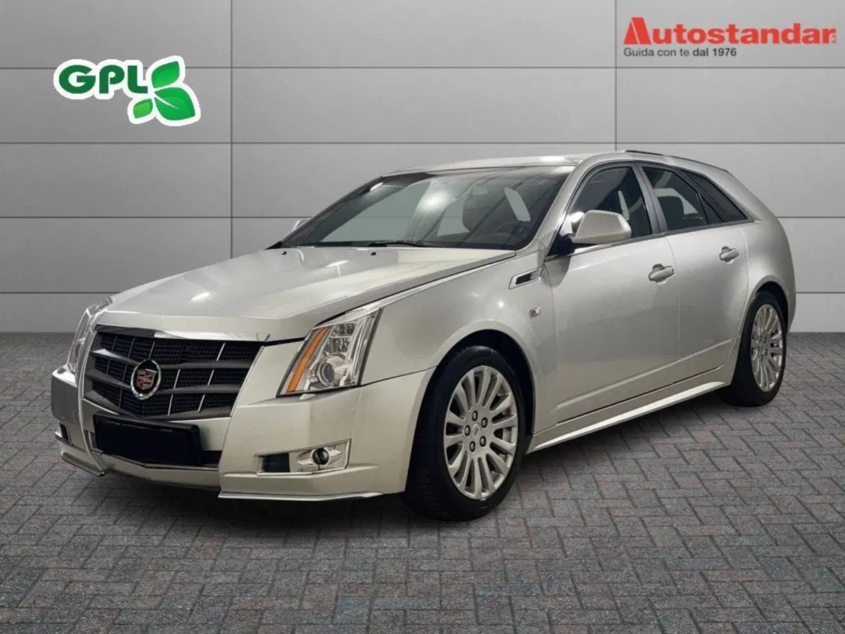 Cadillac CTS Station Wagon usata a Torino
