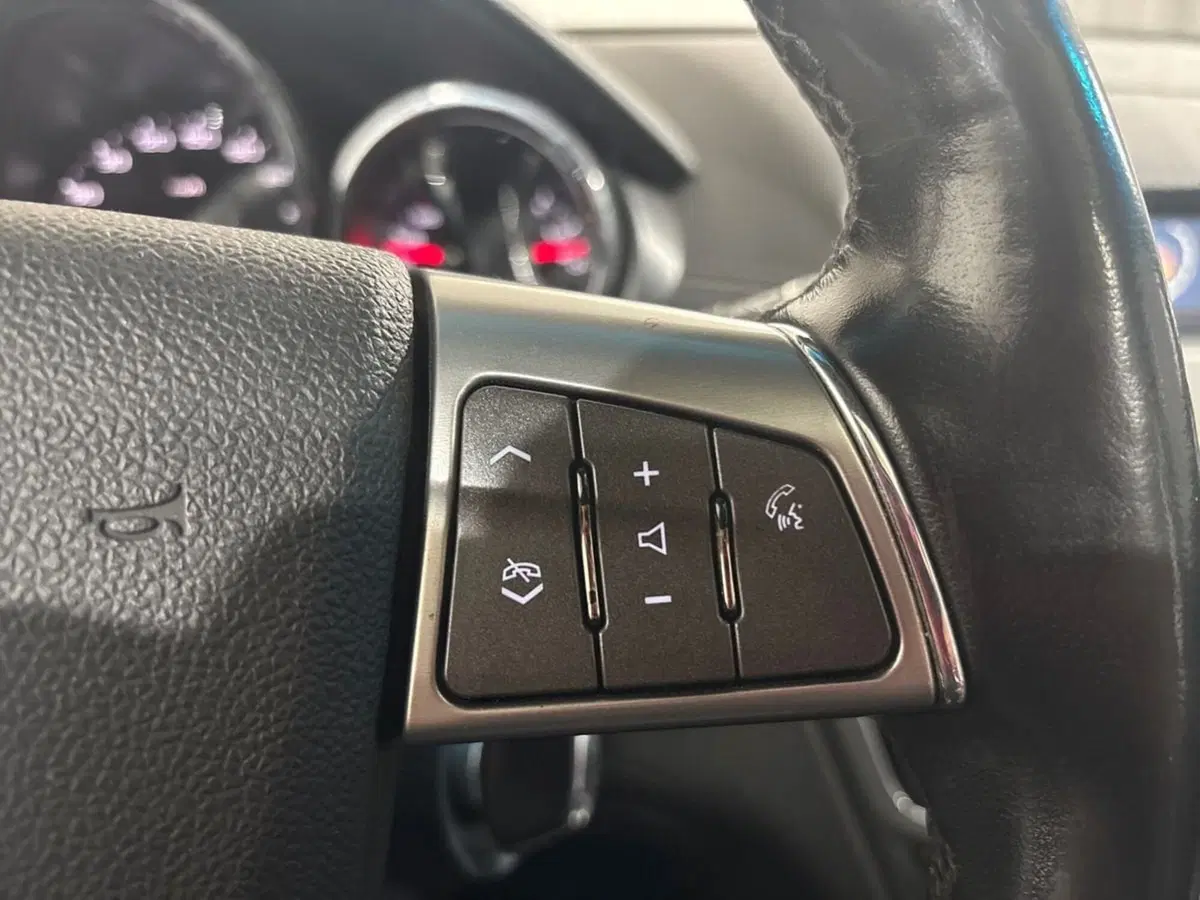 Cadillac CTS Station Wagon usata a Torino (17)