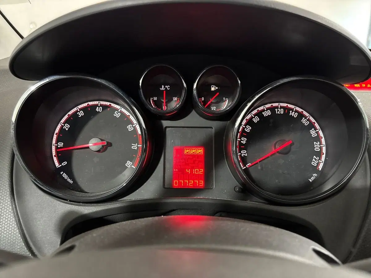 Opel Meriva usata a Torino (7)