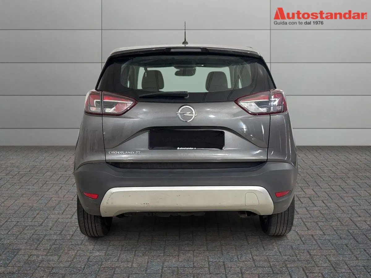 Opel Crossland X usata a Torino (4)