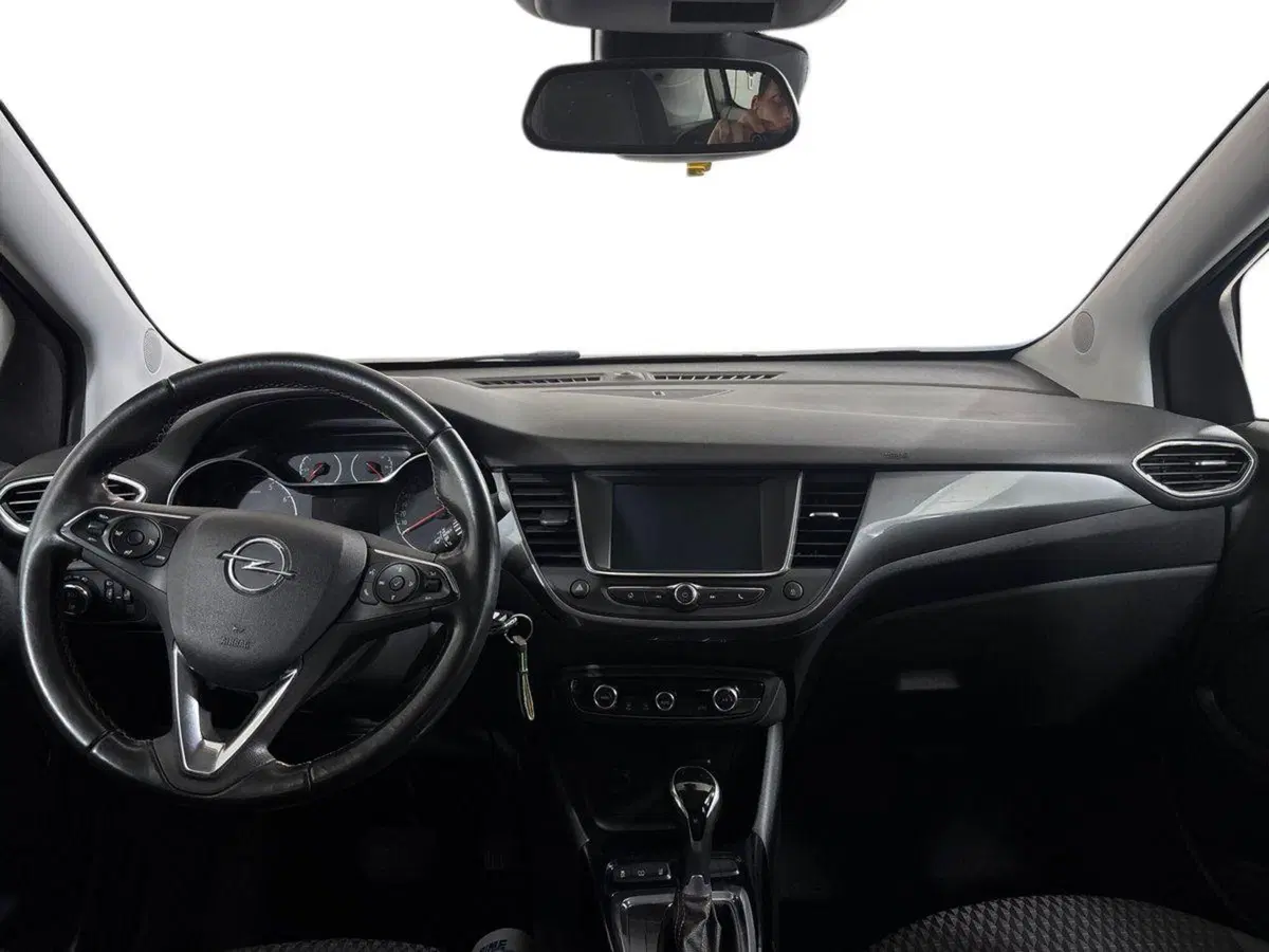 Opel Crossland X usata a Torino (9)