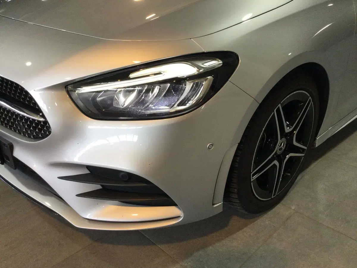 Mercedes-Benz Classe B usata a Caserta (9)