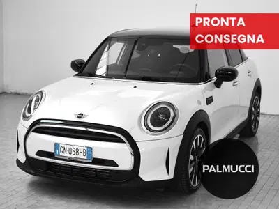 MINI Mini 1.5 Cooper Yours 5 porte del 2023 usata a Prato