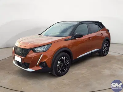 Peugeot 2008 motore elettrico 136 CV GT Pack del 2022 usata a Barberino Val d'Elsa