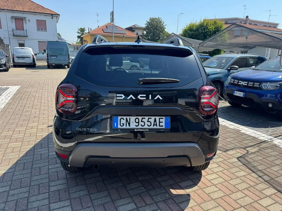 Dacia Duster usata a Pavia (10)