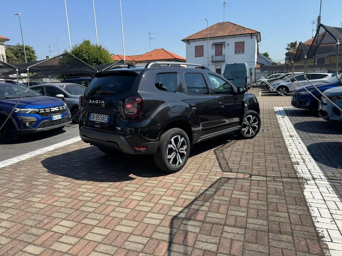 Dacia Duster usata a Pavia (11)