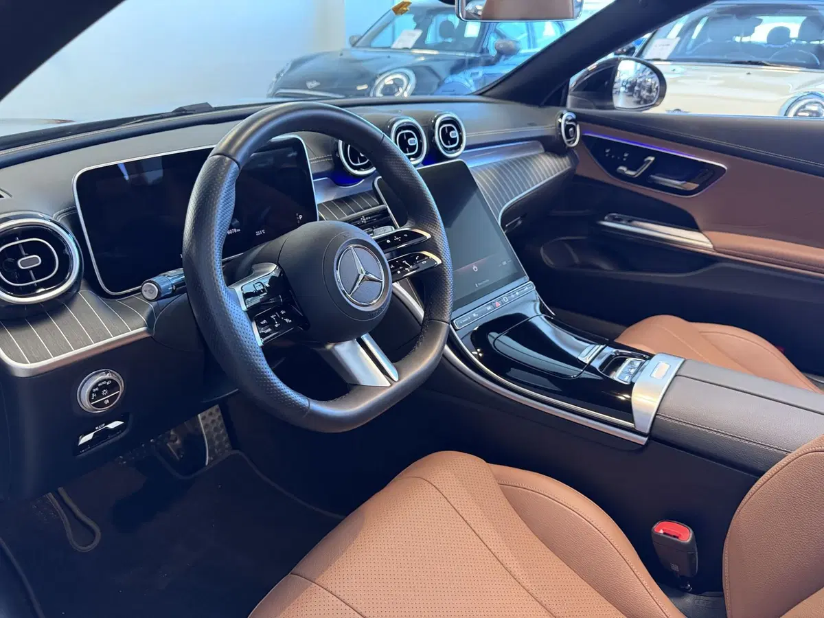 Mercedes-Benz CLE Cabrio usata a Messina (7)