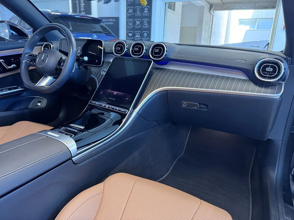 Mercedes-Benz CLE Cabrio usata a Messina (9)