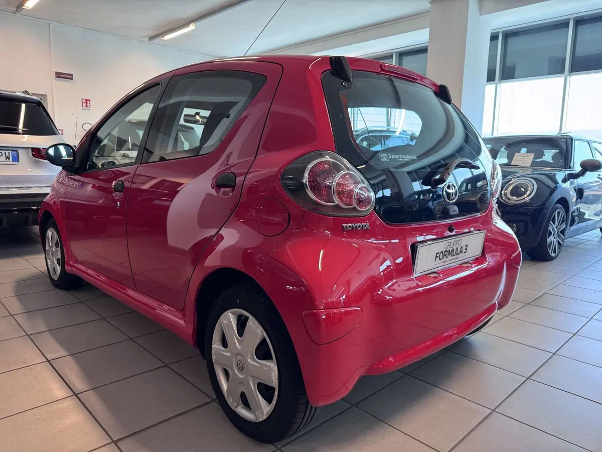 Toyota Aygo usata a Messina (4)