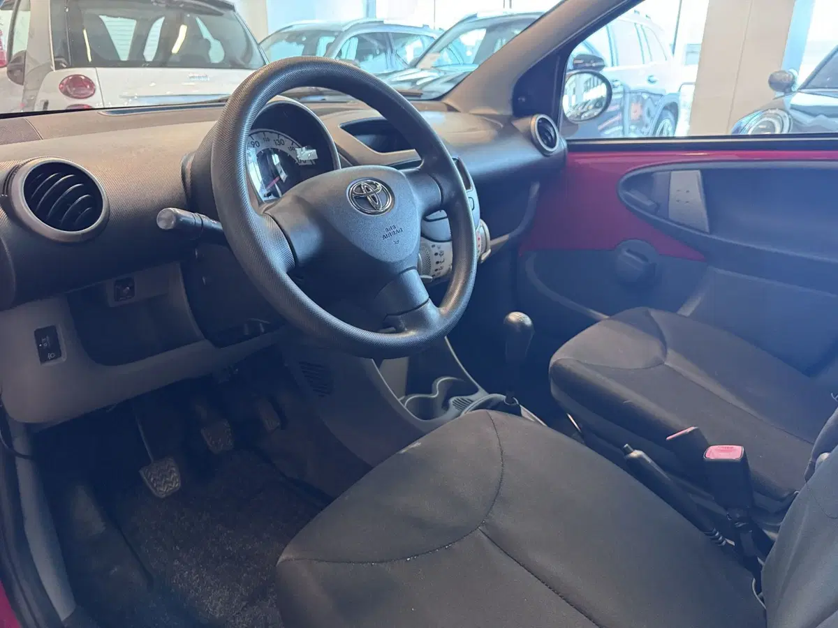 Toyota Aygo usata a Messina (7)