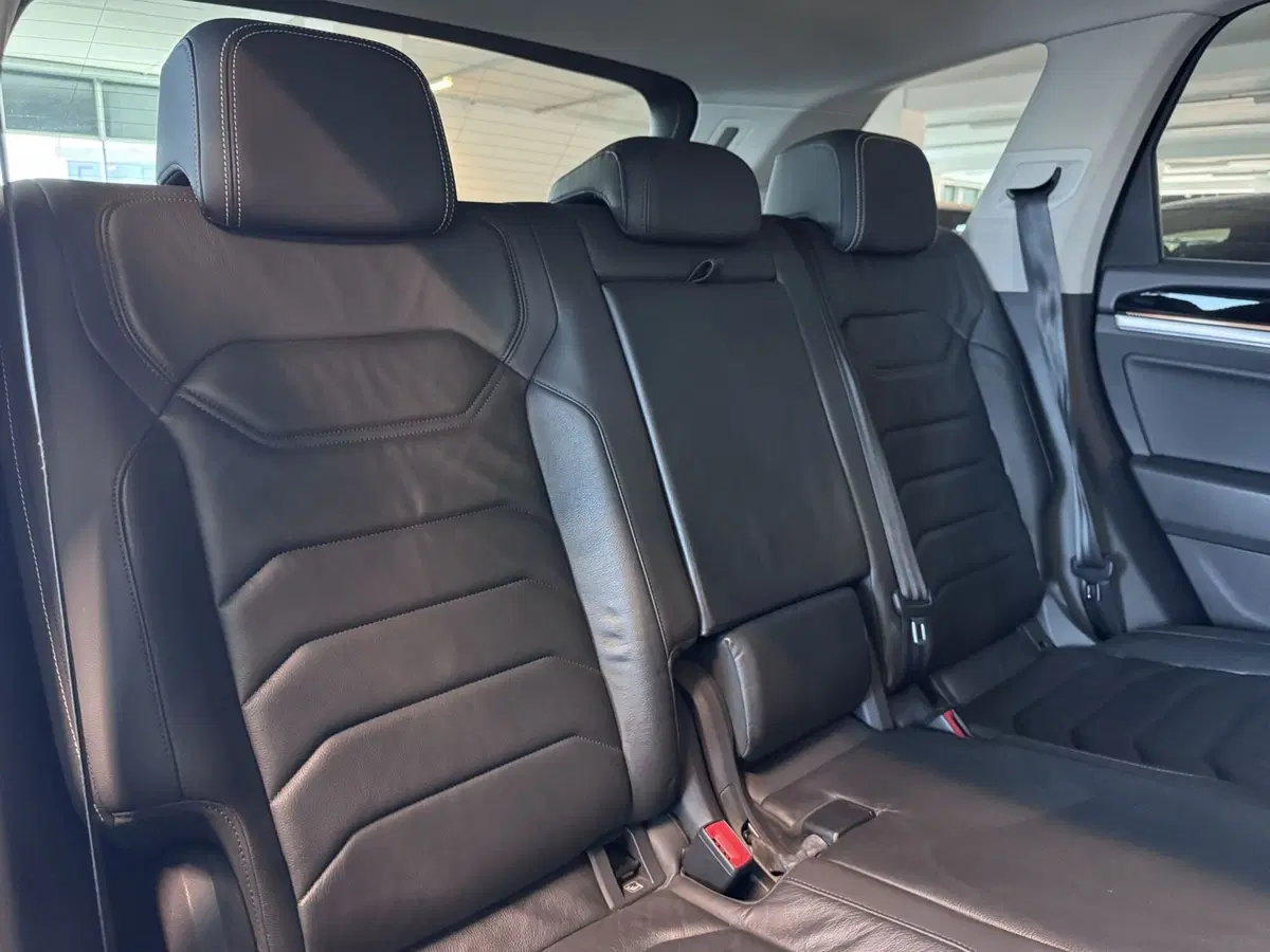 Volkswagen Touareg usata a Messina (10)