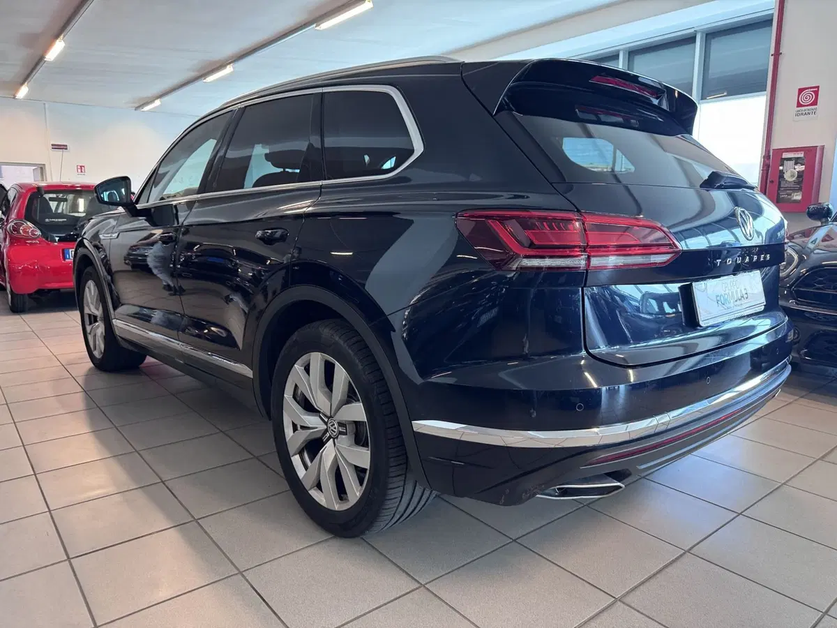 Volkswagen Touareg usata a Messina (4)