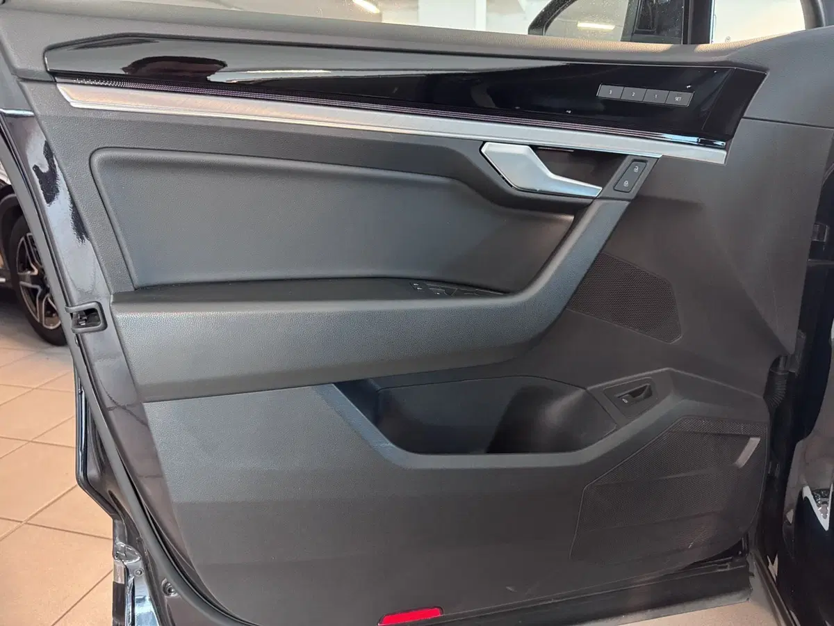 Volkswagen Touareg usata a Messina (6)