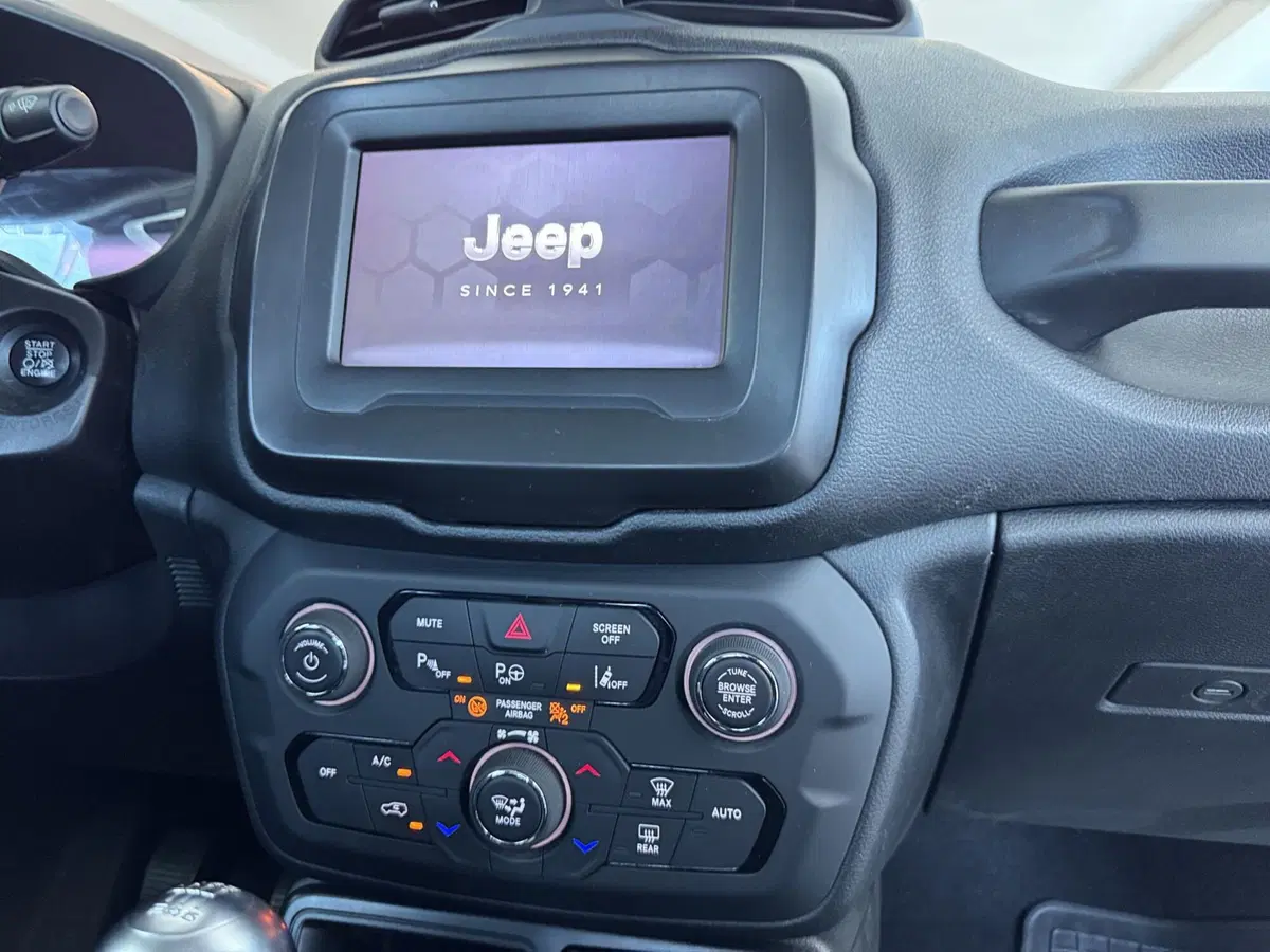 Jeep Renegade usata a Messina (12)