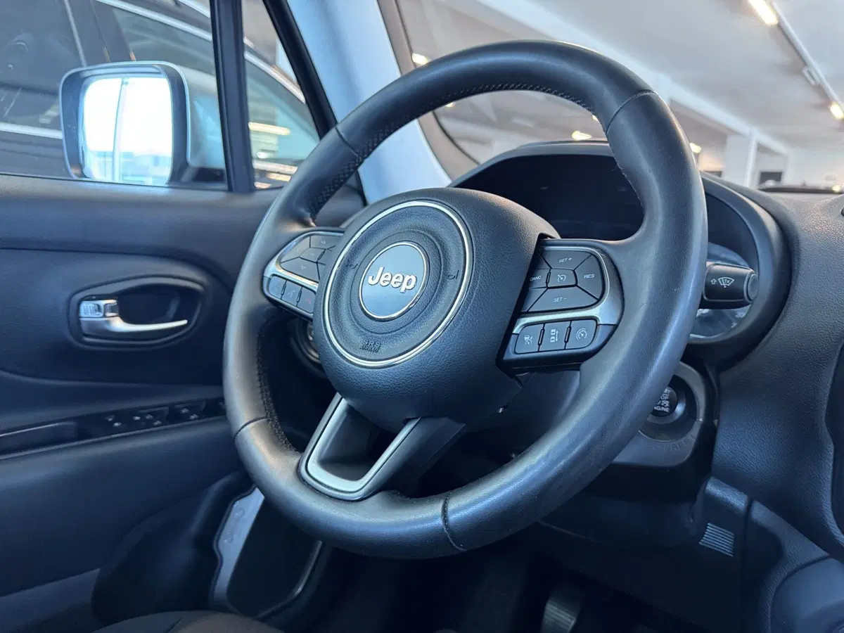 Jeep Renegade usata a Messina (14)