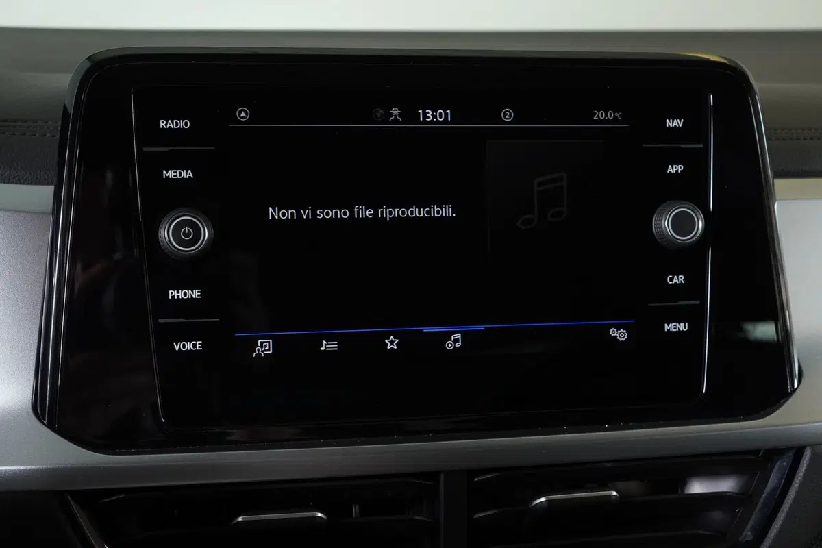 Volkswagen T-Roc usata a Perugia (18)