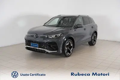 Volkswagen Tiguan 2.0 tdi R-Line 150cv dsg del 2024 usata a Citta' della Pieve