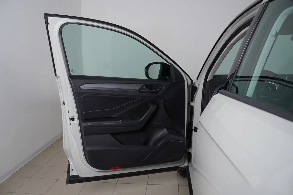 Volkswagen T-Roc usata a Perugia (13)