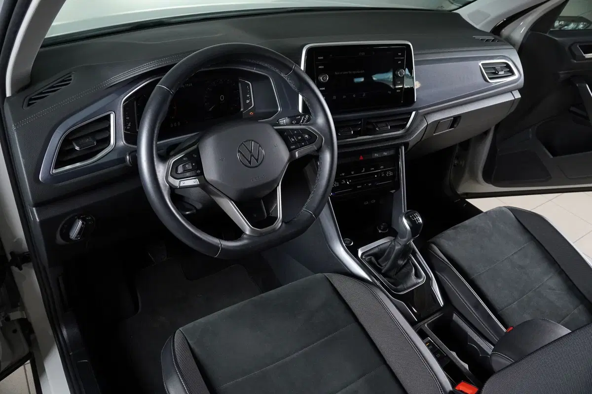 Volkswagen T-Roc usata a Perugia (14)