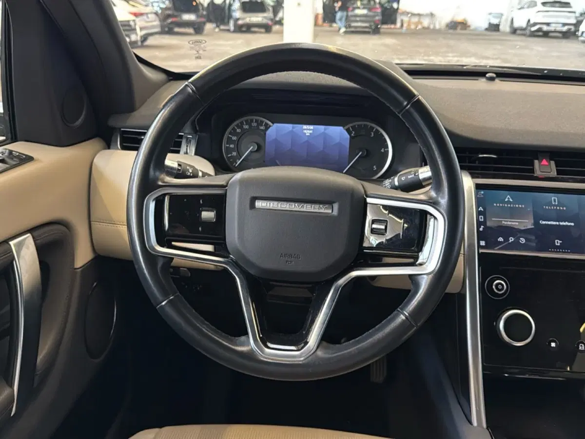 Land Rover Discovery Sport usata a Pordenone (13)