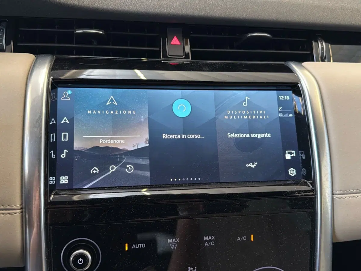 Land Rover Discovery Sport usata a Pordenone (16)