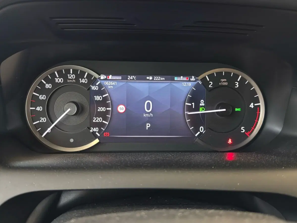 Land Rover Discovery Sport usata a Pordenone (19)