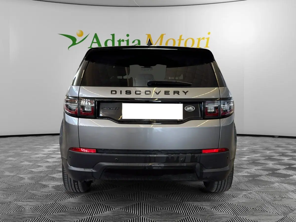 Land Rover Discovery Sport usata a Pordenone (4)