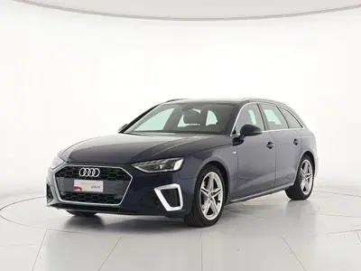 Audi A4 Avant 35 2.0 tdi mhev S Line edition 163cv s-tronic del 2020 usata a Alessandria