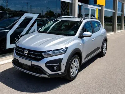 Dacia Sandero Stepway 1.0 TCe ECO-G Comfort del 2022 usata a Rimini
