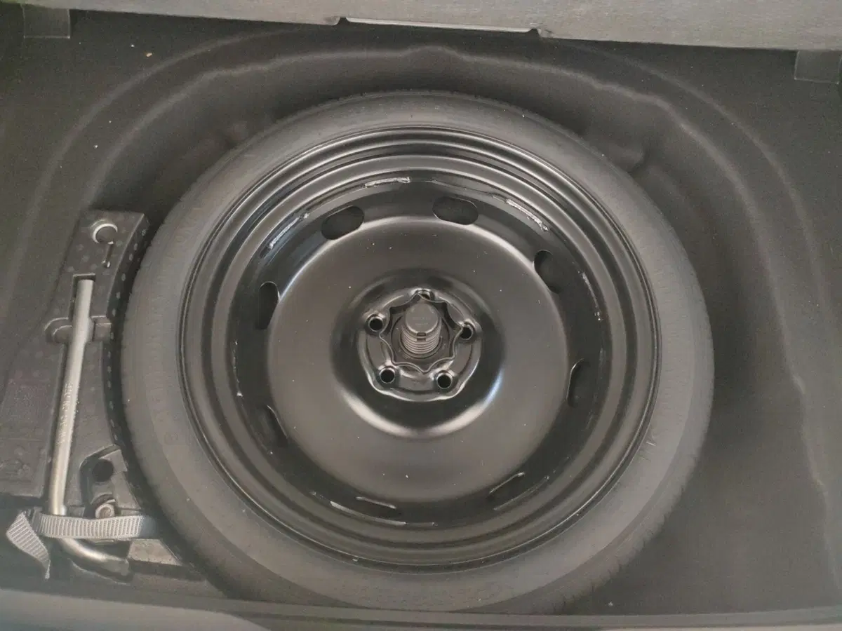 Volkswagen Golf usata a Napoli (11)